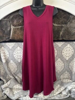 ZENANA PREMIUM dress with pockets in Deep Berry size Small